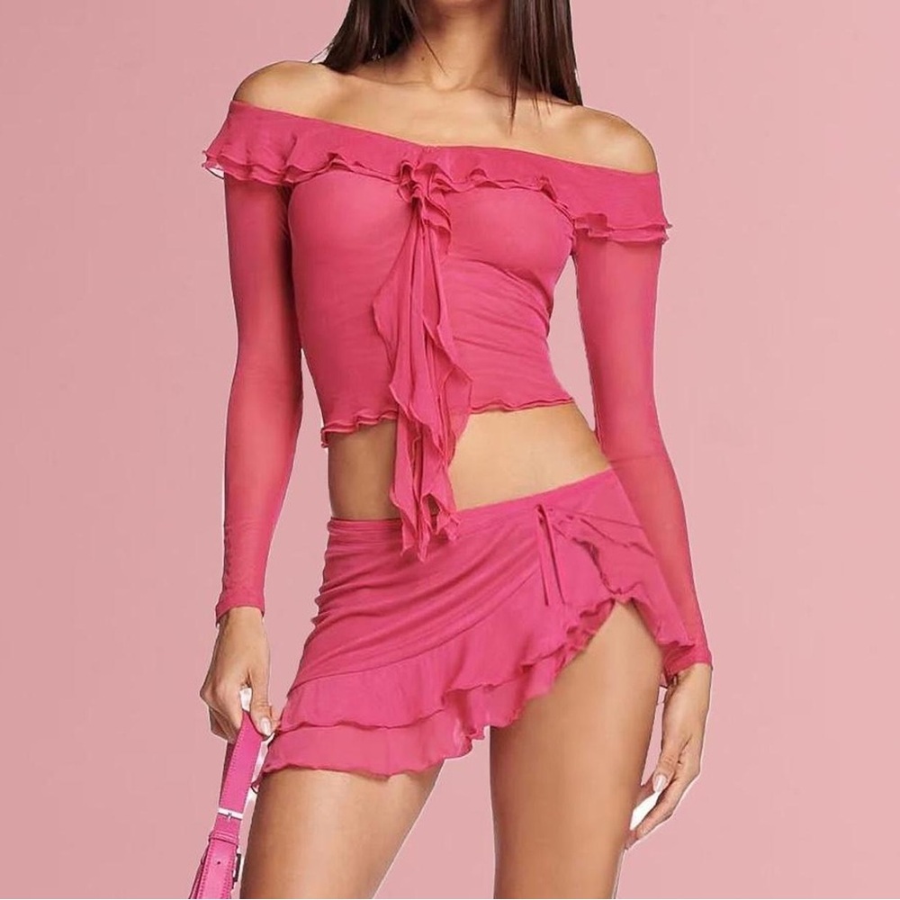IAMGIA Pink Ruffle Top - Picture 1 of 2
